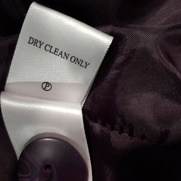 Coldwater Creek Classic Purple Velour Feel Button-Up Jacket Size P12 - Picture 9 of 9